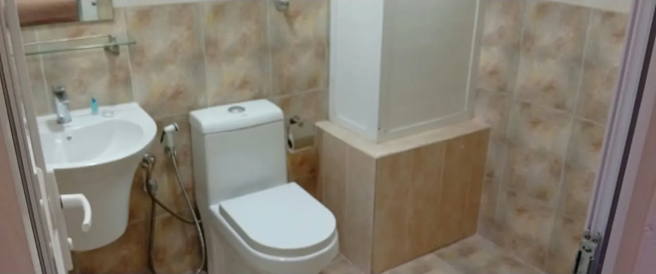 Washroom at Royal Hotel Apartments, Al Amerat