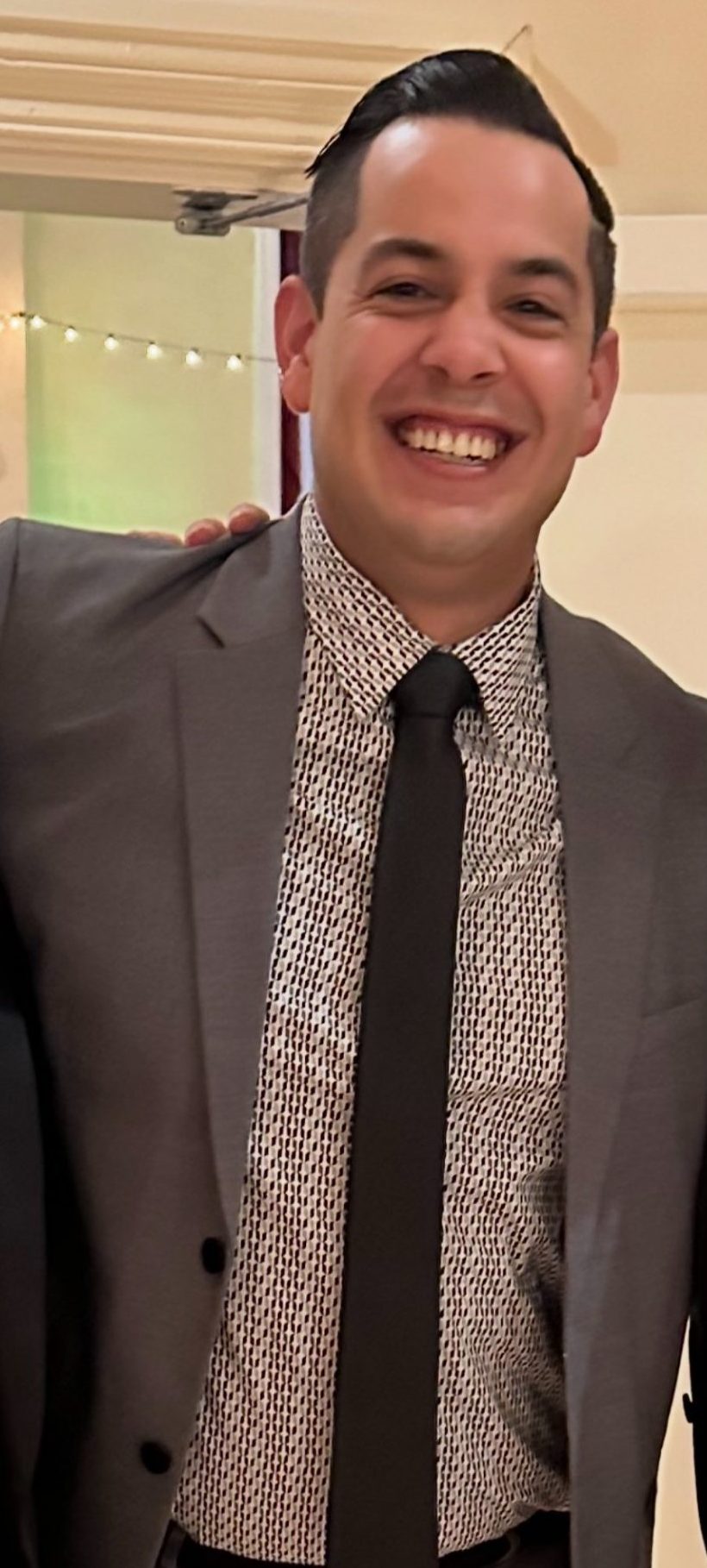 Steven Legacy signing books at an event