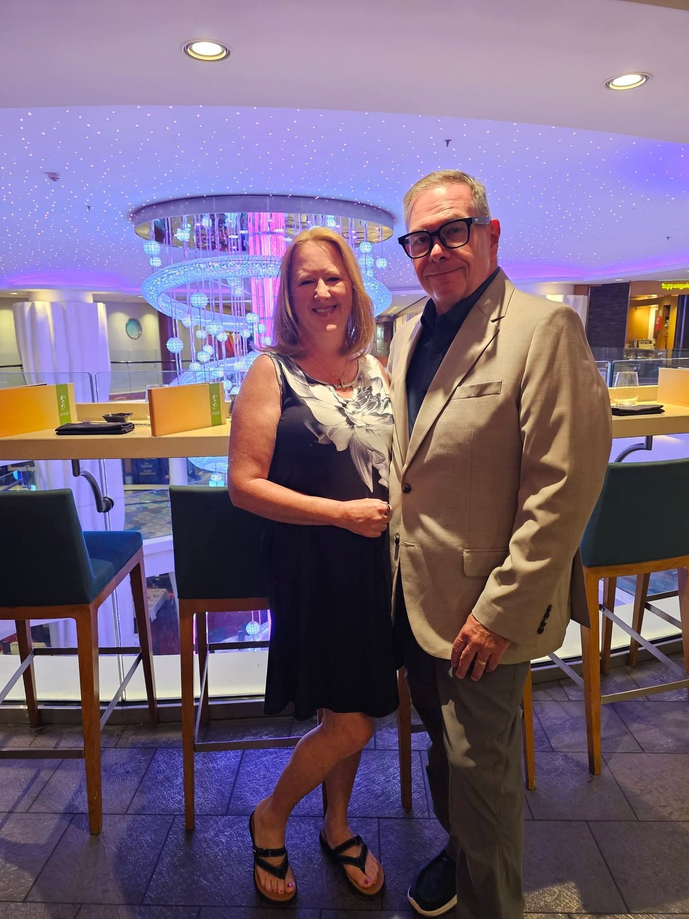 Steve and Lora, founders of Wandering Empty Nesters Travel