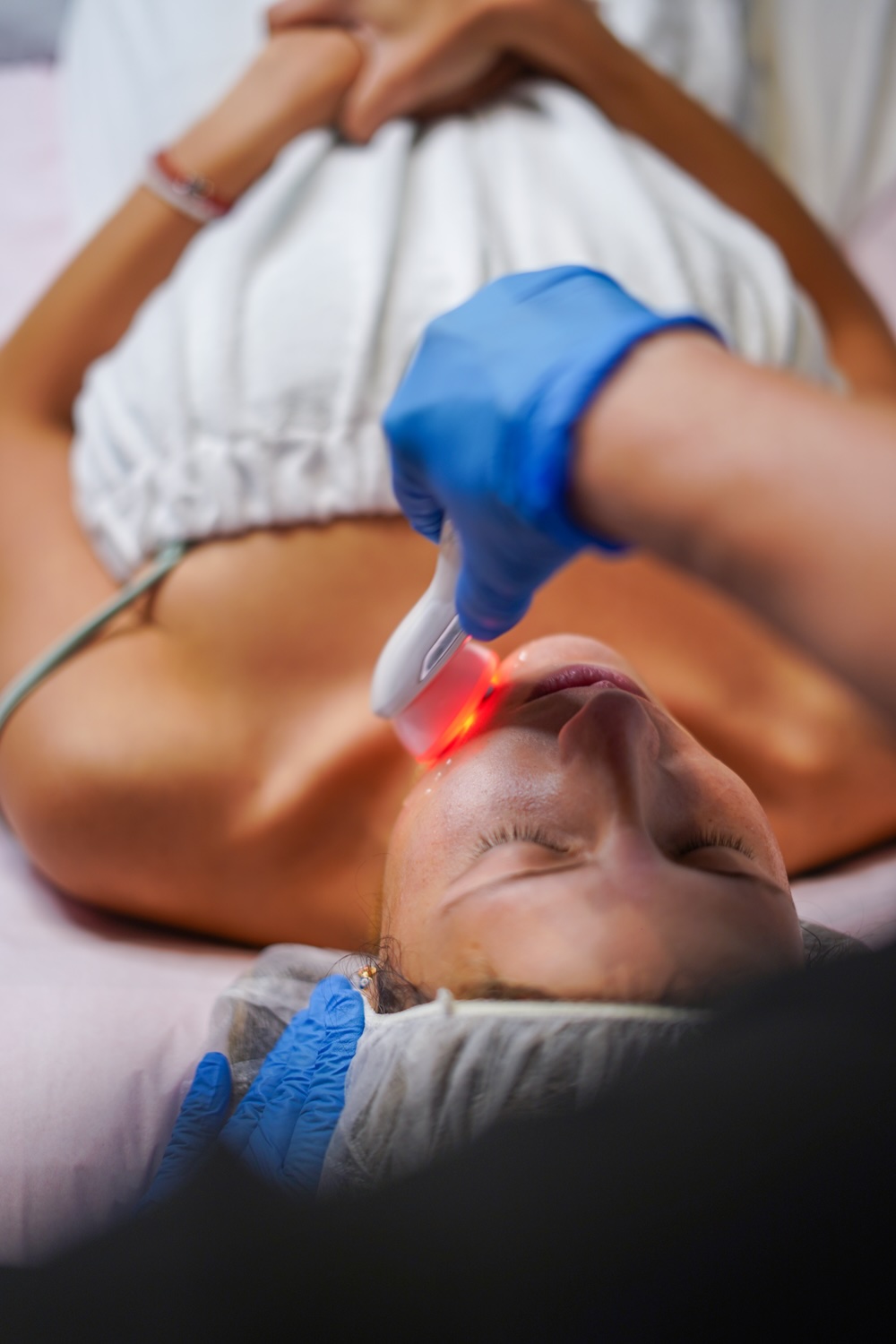 Complete Skin Spa Authentic Treatment in Action
