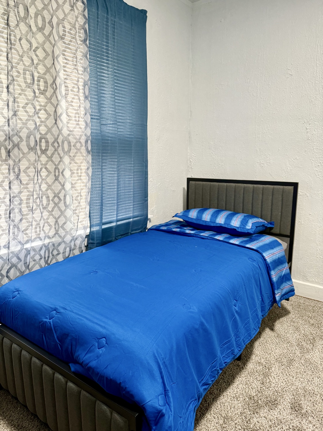 Private Resident Bedroom (Cobalt Suite)