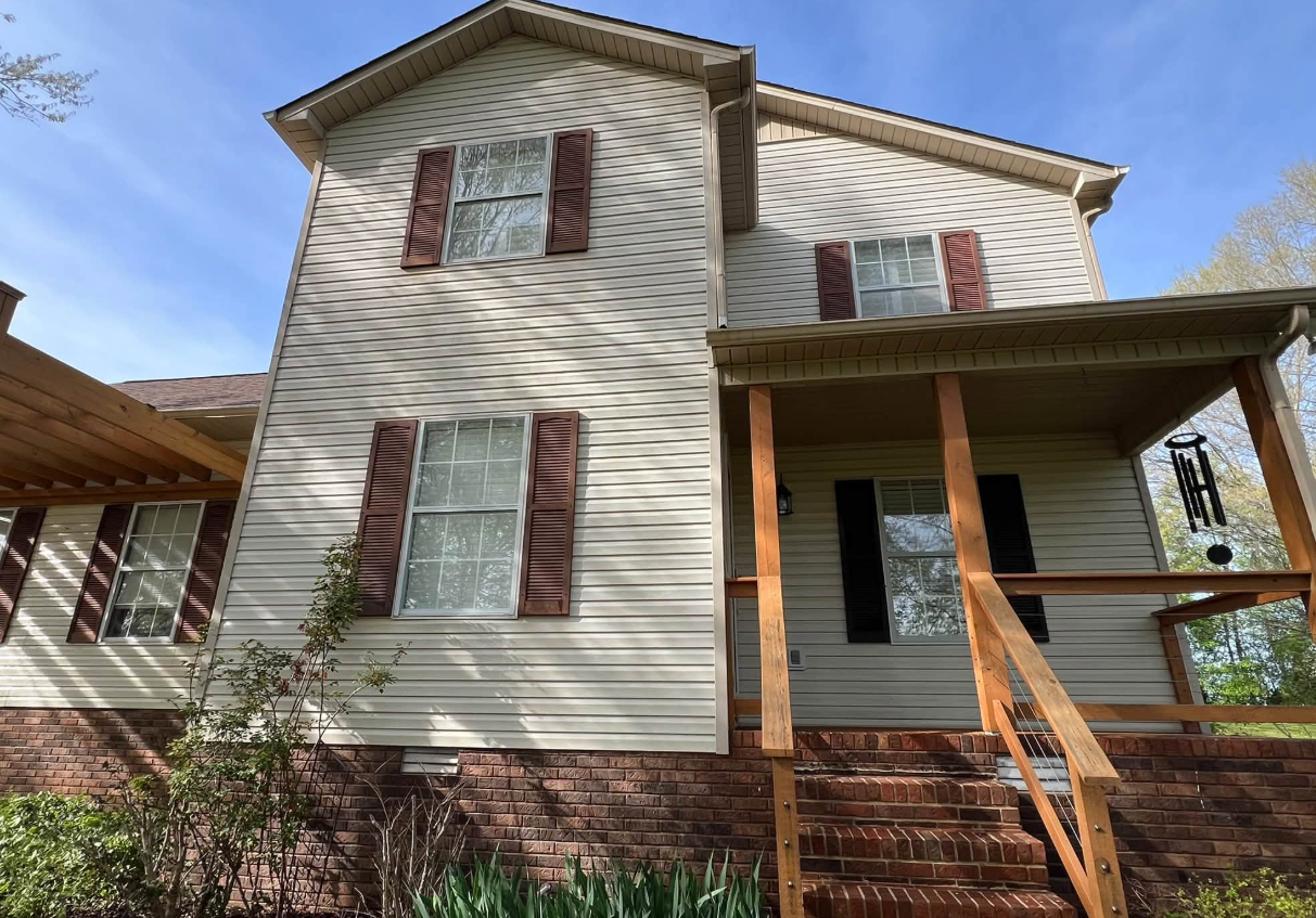 Residential siding and porch soft wash