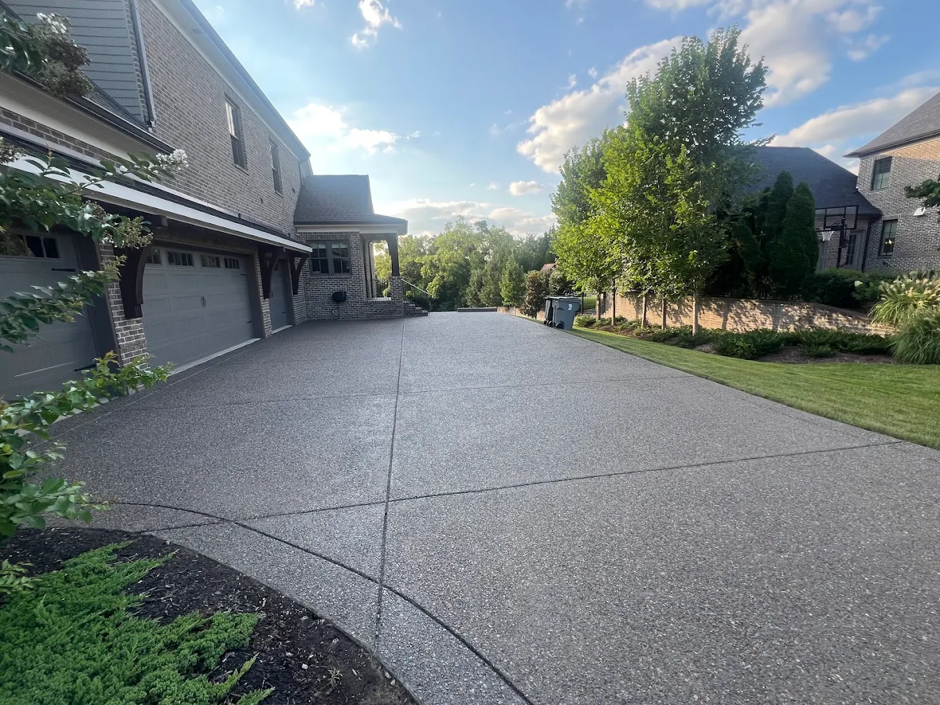 Large Residential Exposed Aggregate Driveway