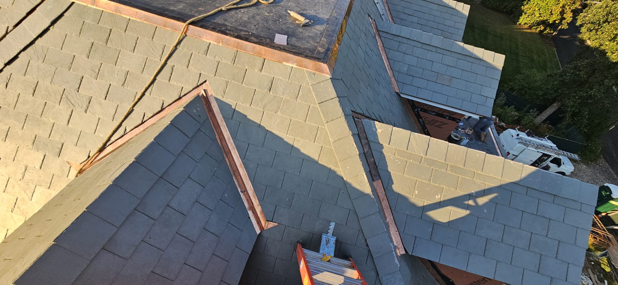 Material worthy of the roof