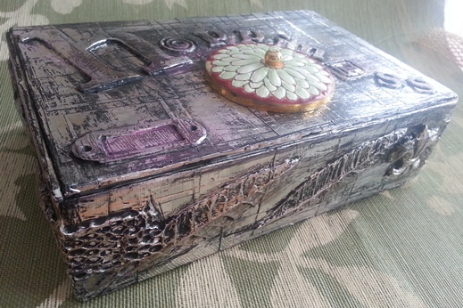 Silver Metal Embossed Box