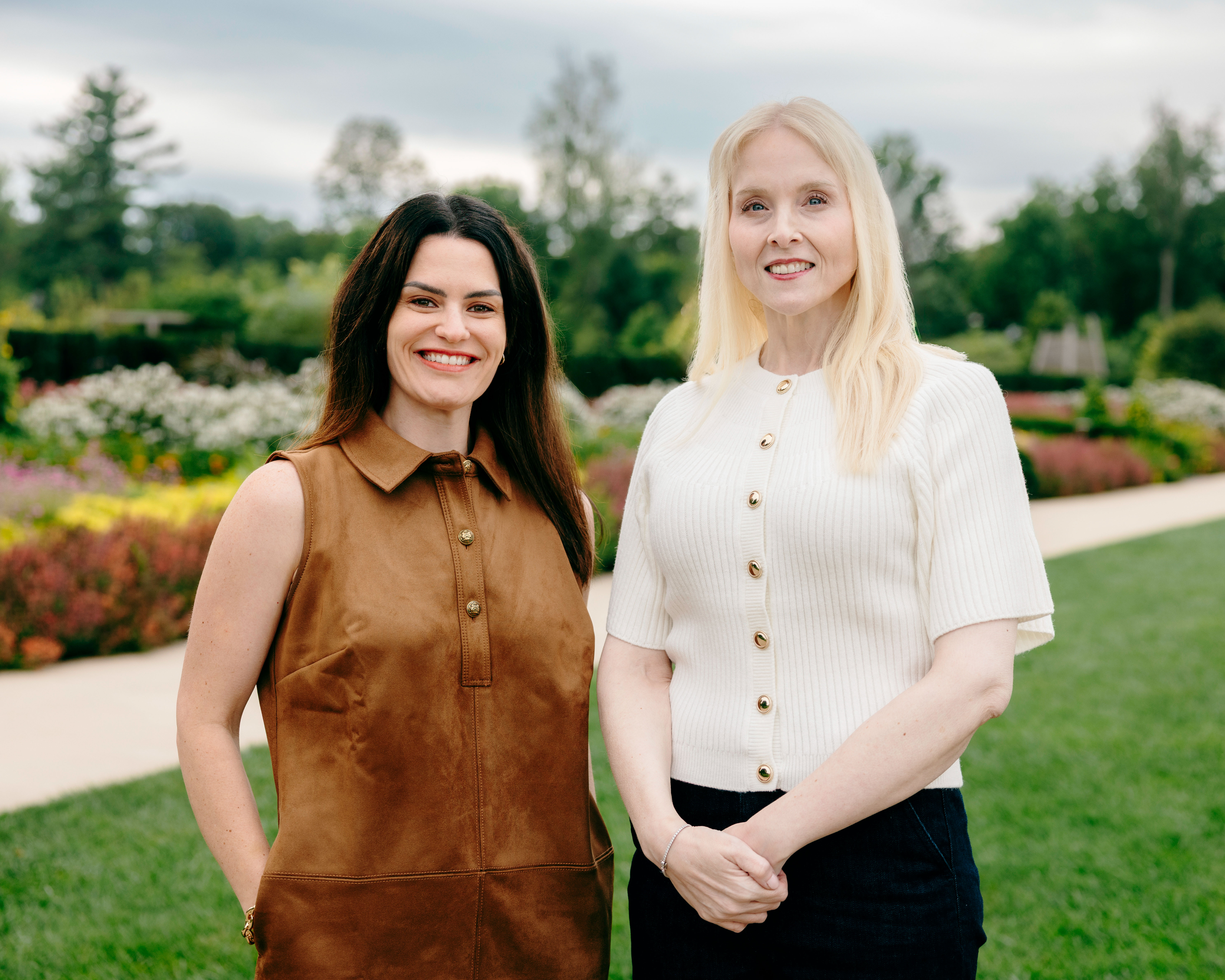 Co-founders Erica Wiley, PhD and Katy Pohland, LMFT together outdoors
