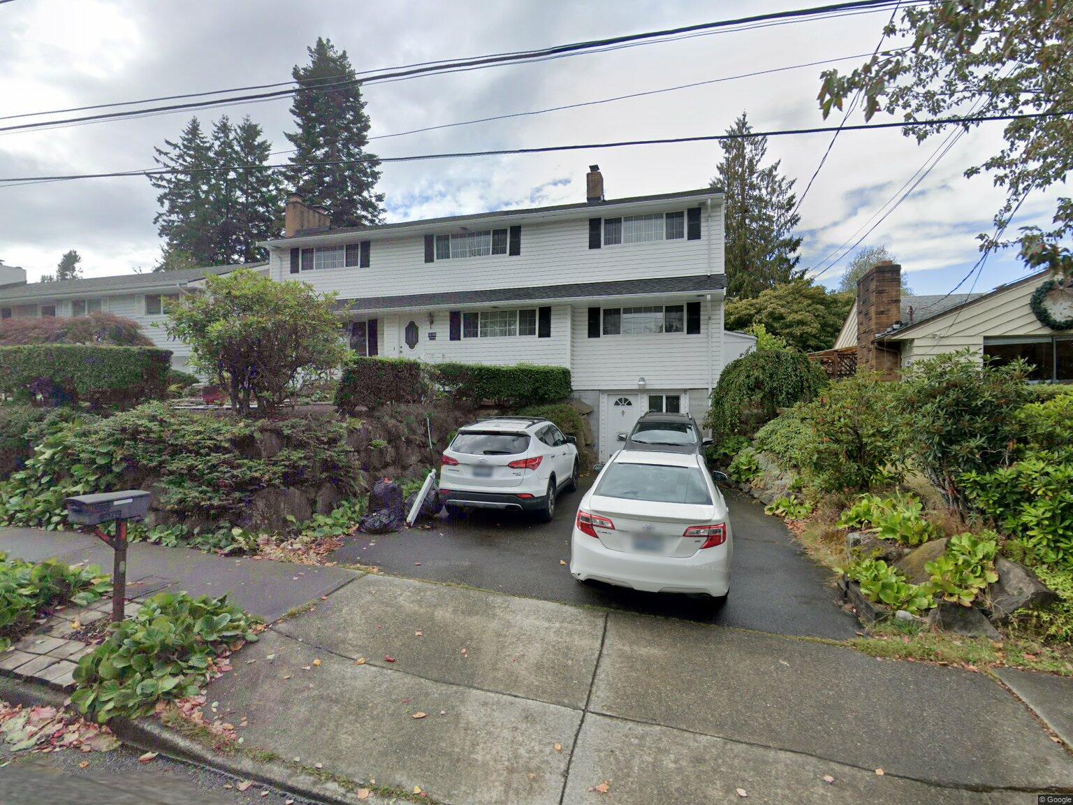 16745 Meridian Ave N, Seattle, WA 98133