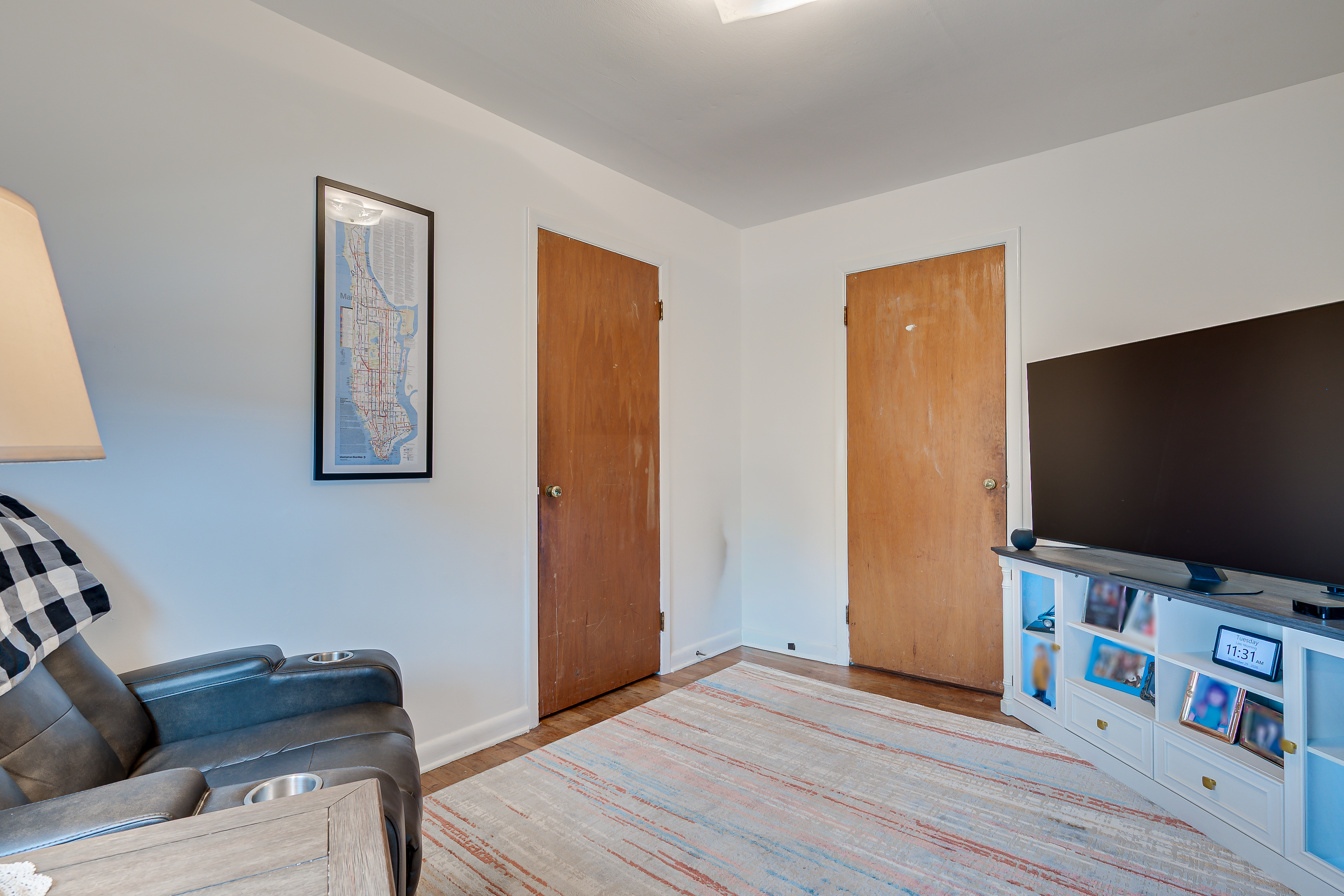 Interior Passageway & Storage