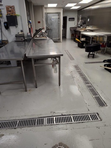 Commercial Kitchen Sanitation & Food-Grade Floor Scrub