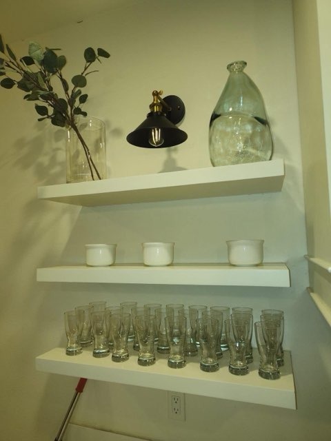 Pristine Open Shelving & Glassware Organization