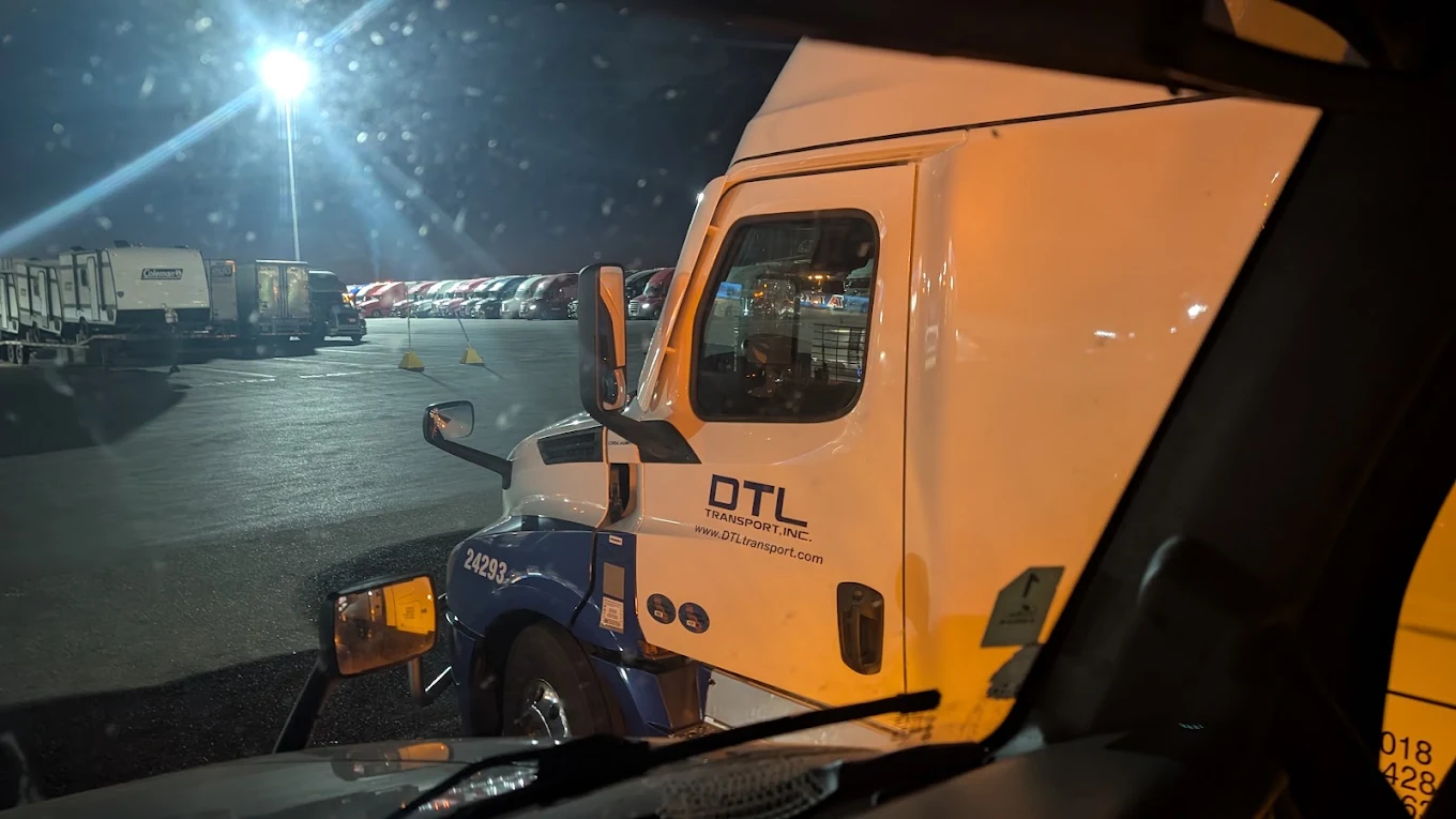 DTL Transport Fleet Unit #24293 at Staging Terminal