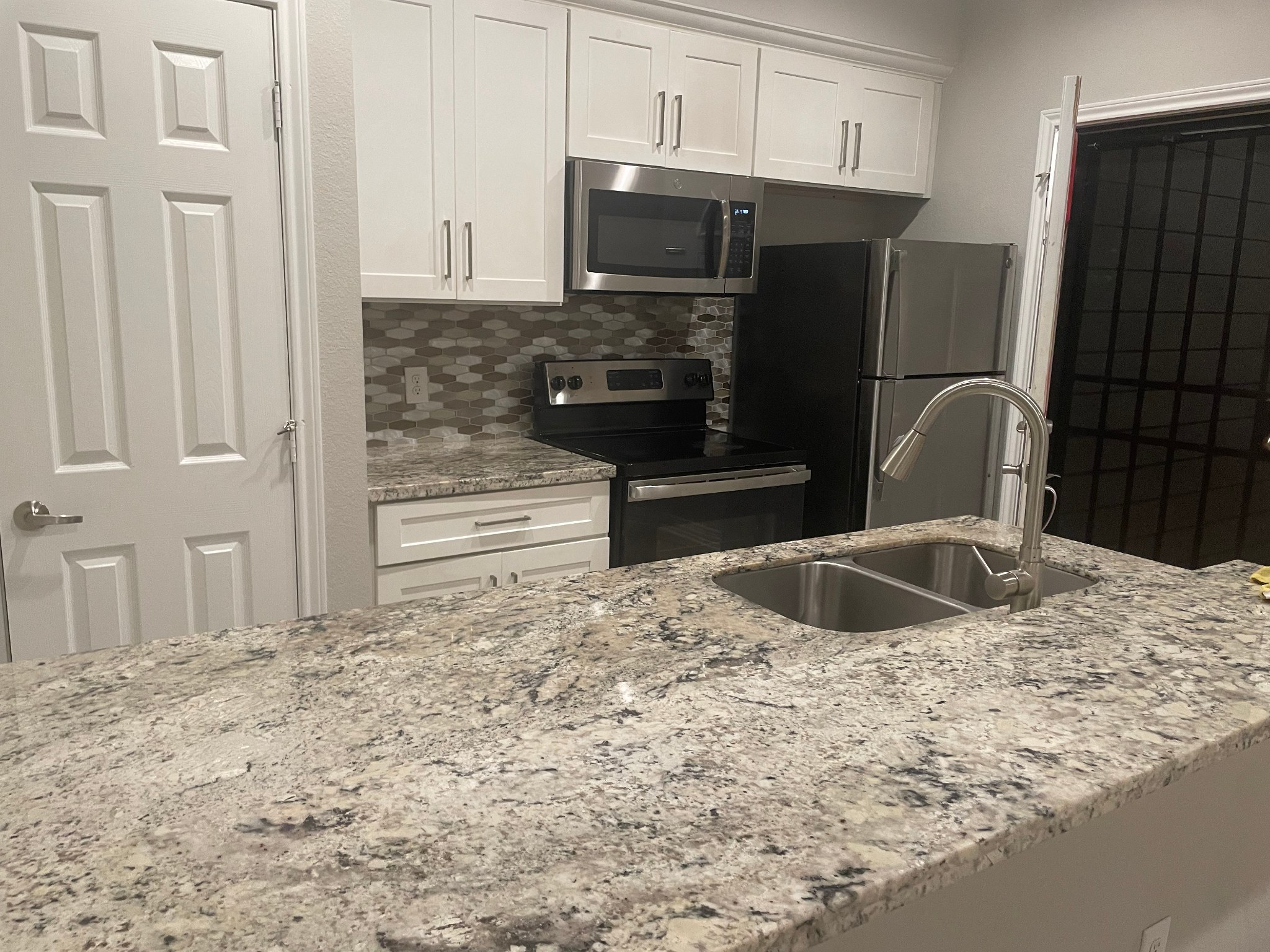 Move-In / Move-Out Cleaning project in Sugar Land