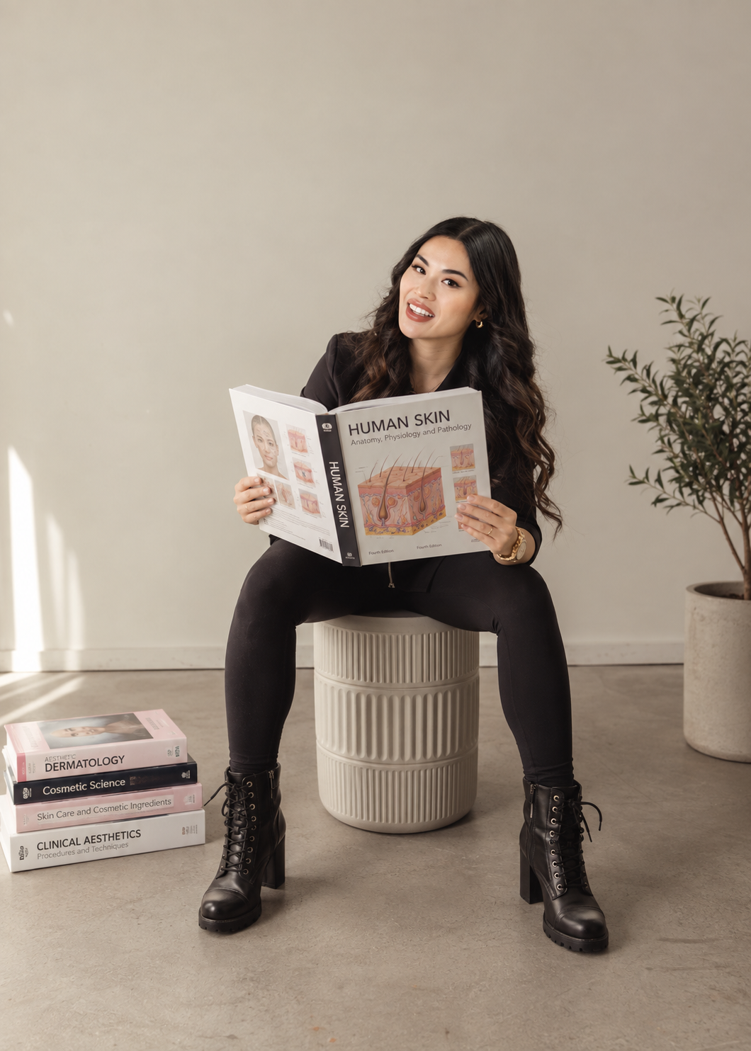 Deana Lee - Luxe Panda Beauty