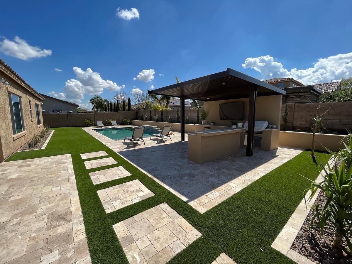 Pool Building in El Paso, TX
