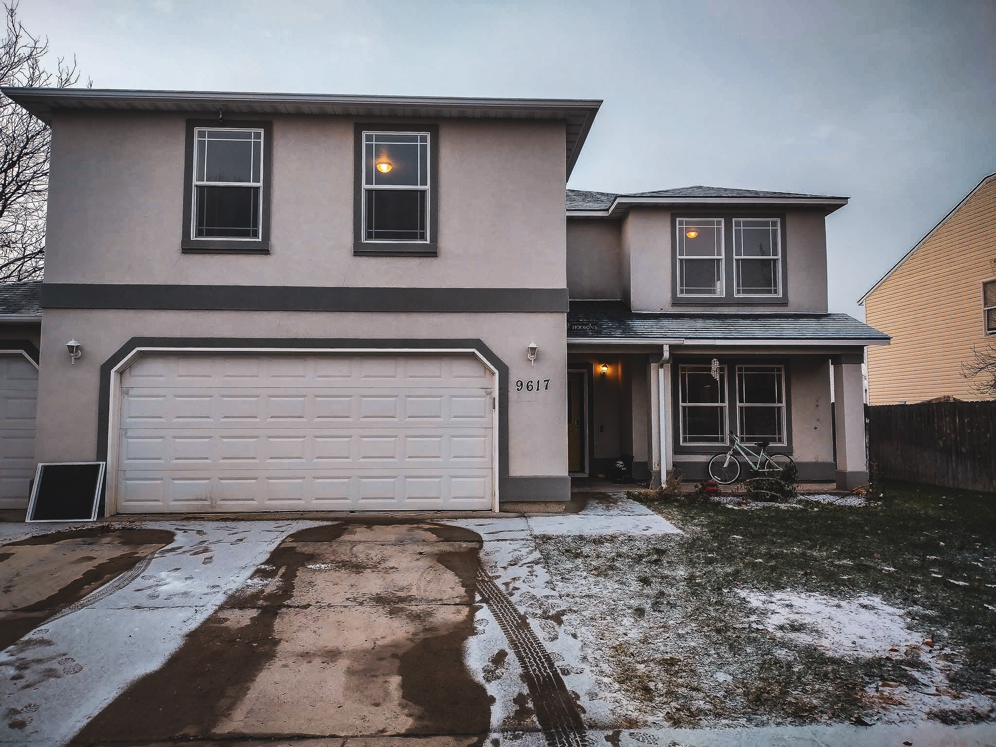 Window Boise two-story home window replacement in the Treasure Valley