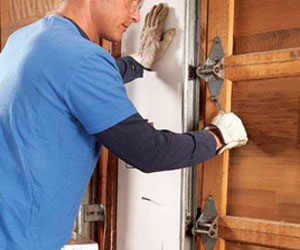 A Team Home Service garage door maintenance & tune-up in Utah