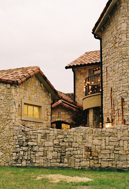 Exterior stone facade and wall stonework
