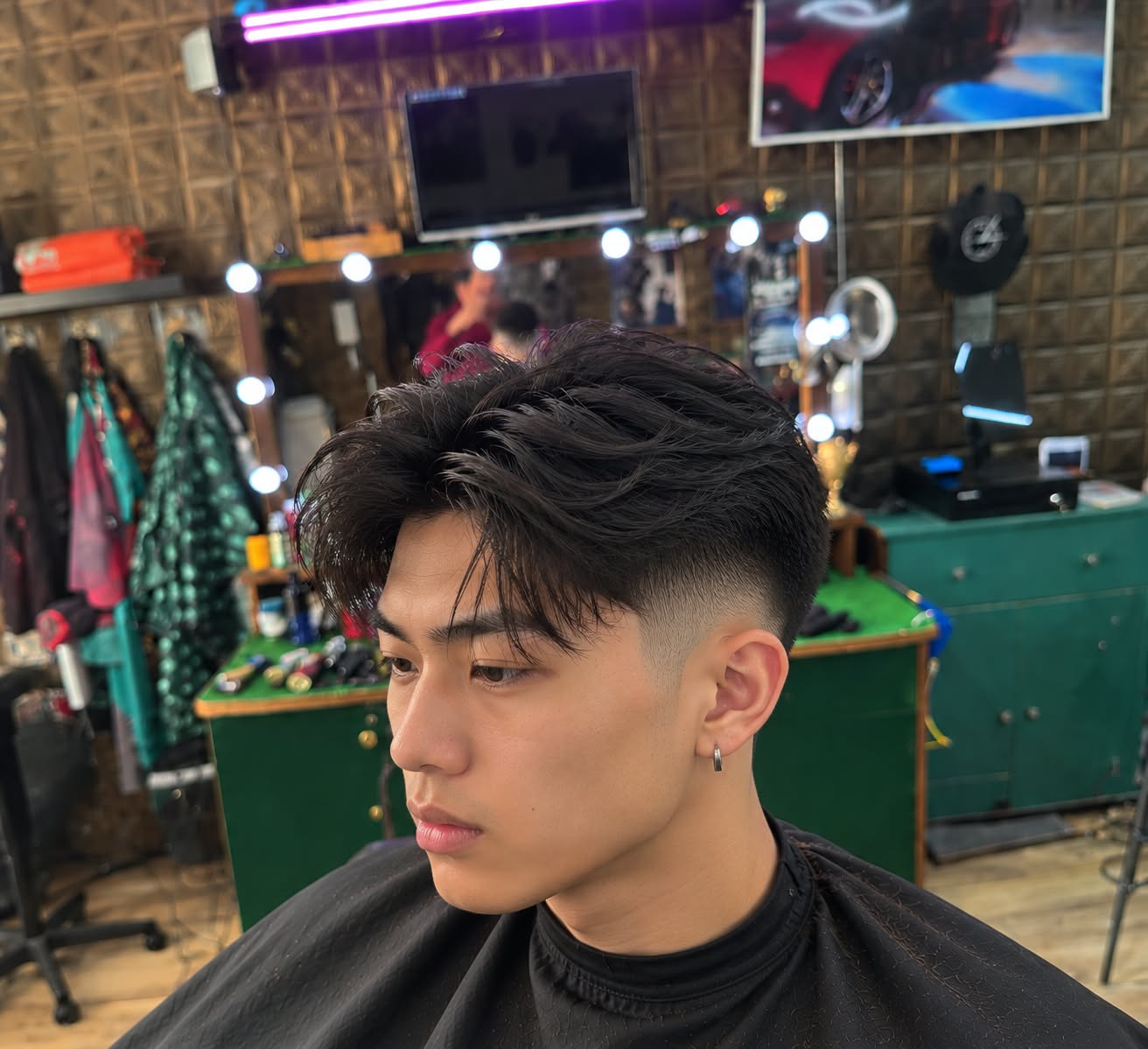 Modern Curtain & Mid Fade