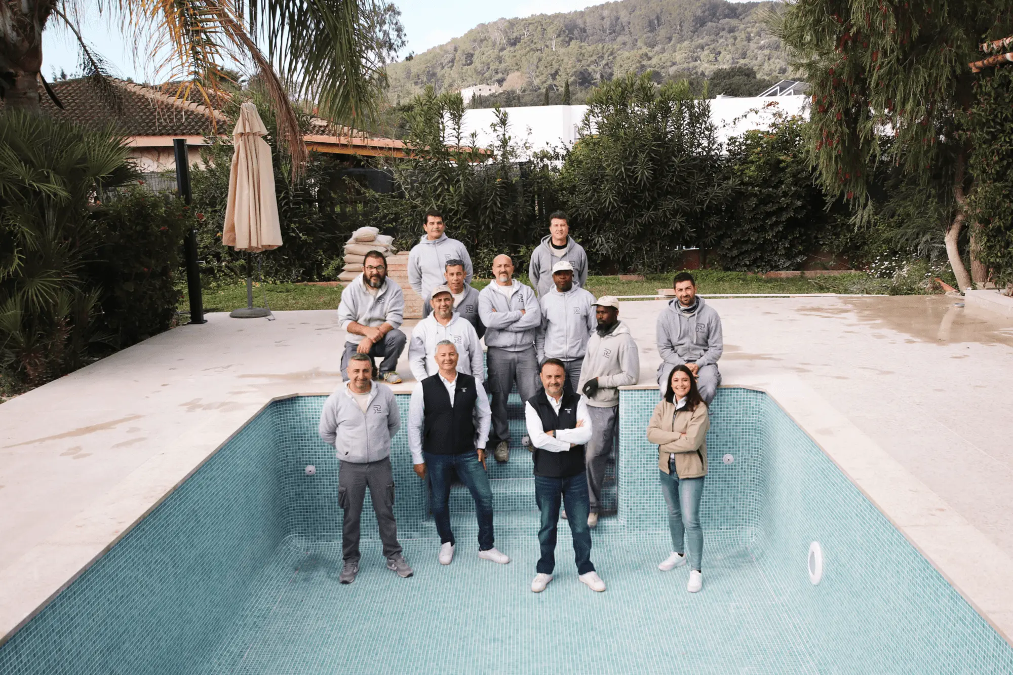 Equipo completo de DRD Home en Mallorca — Industriales, técnicos y dirección