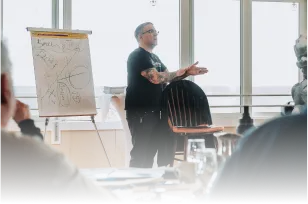 Marketing Power - Mike Agugliaro Teaching with Flipchart