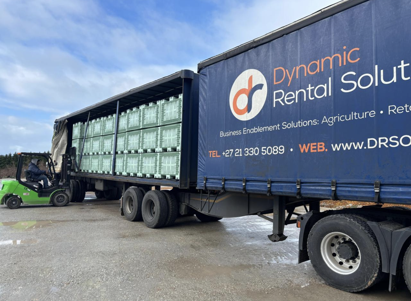 Forklift Handling & Full Truck Loading