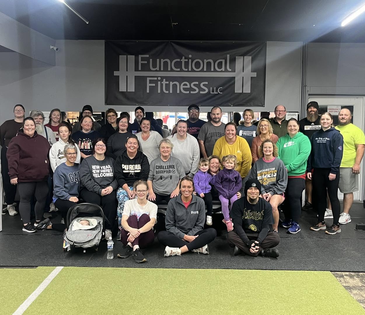 Functional Fitness members training together