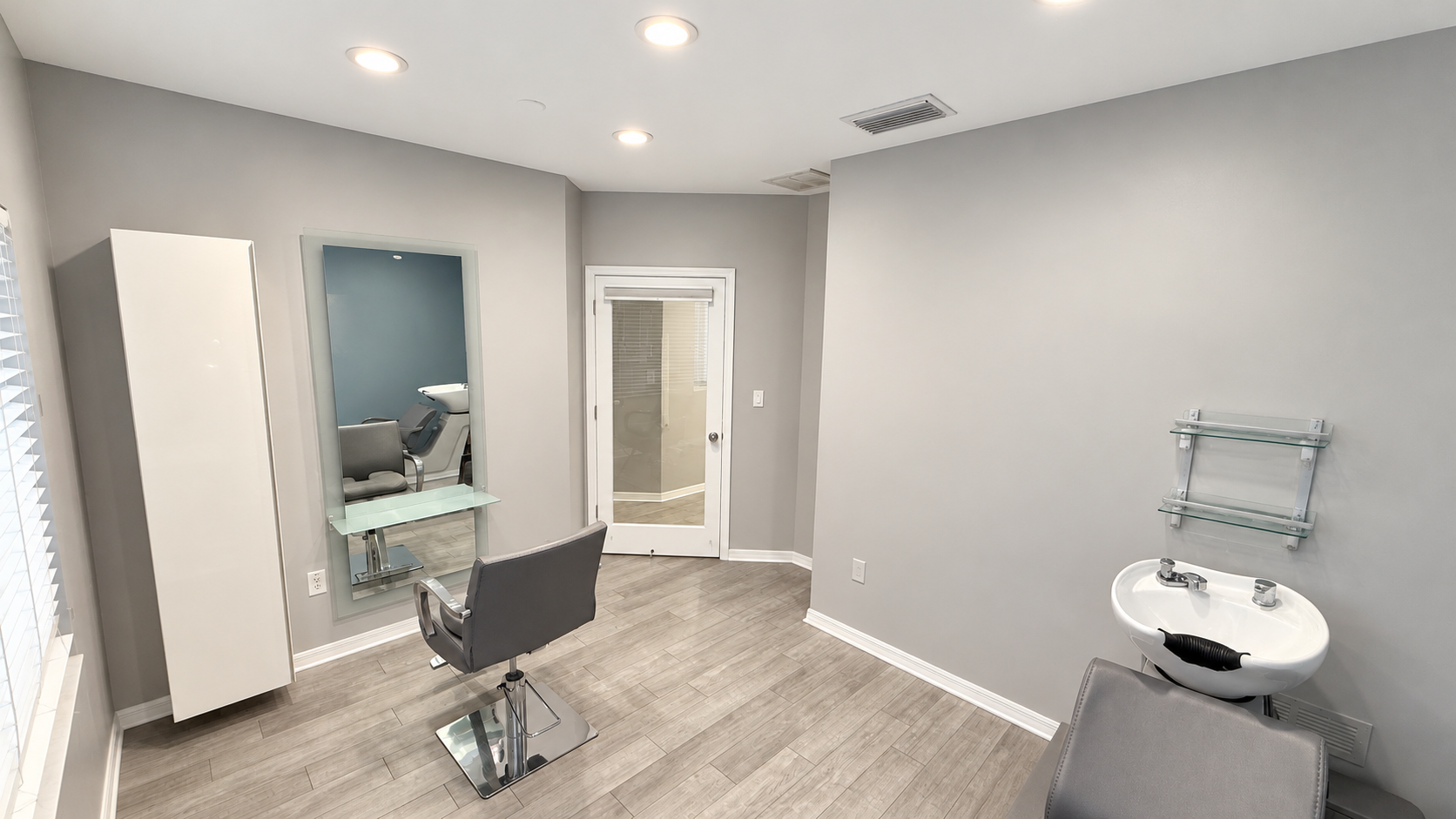Room 7 — AI-cleaned room view 2