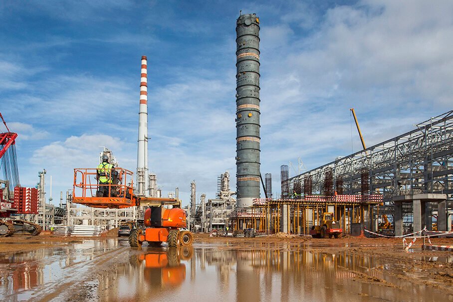 Real photograph of PROYCO project: Petrochemical Complex: Sulphur recovery unit and furnaces
