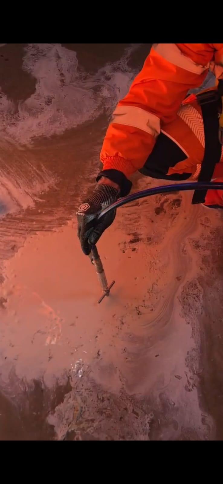 High-Pressure Injection Probe & Sealant Displacement