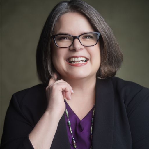 Portrait of Laurie J. McAleenan, Accredited Online Business Manager and founder of Task Owl