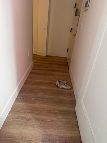 Apartment entryway flooring polish