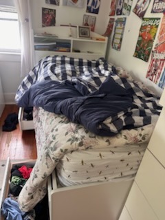 Under-Bed Storage Drawers Organization & Bedding Fresh Staging