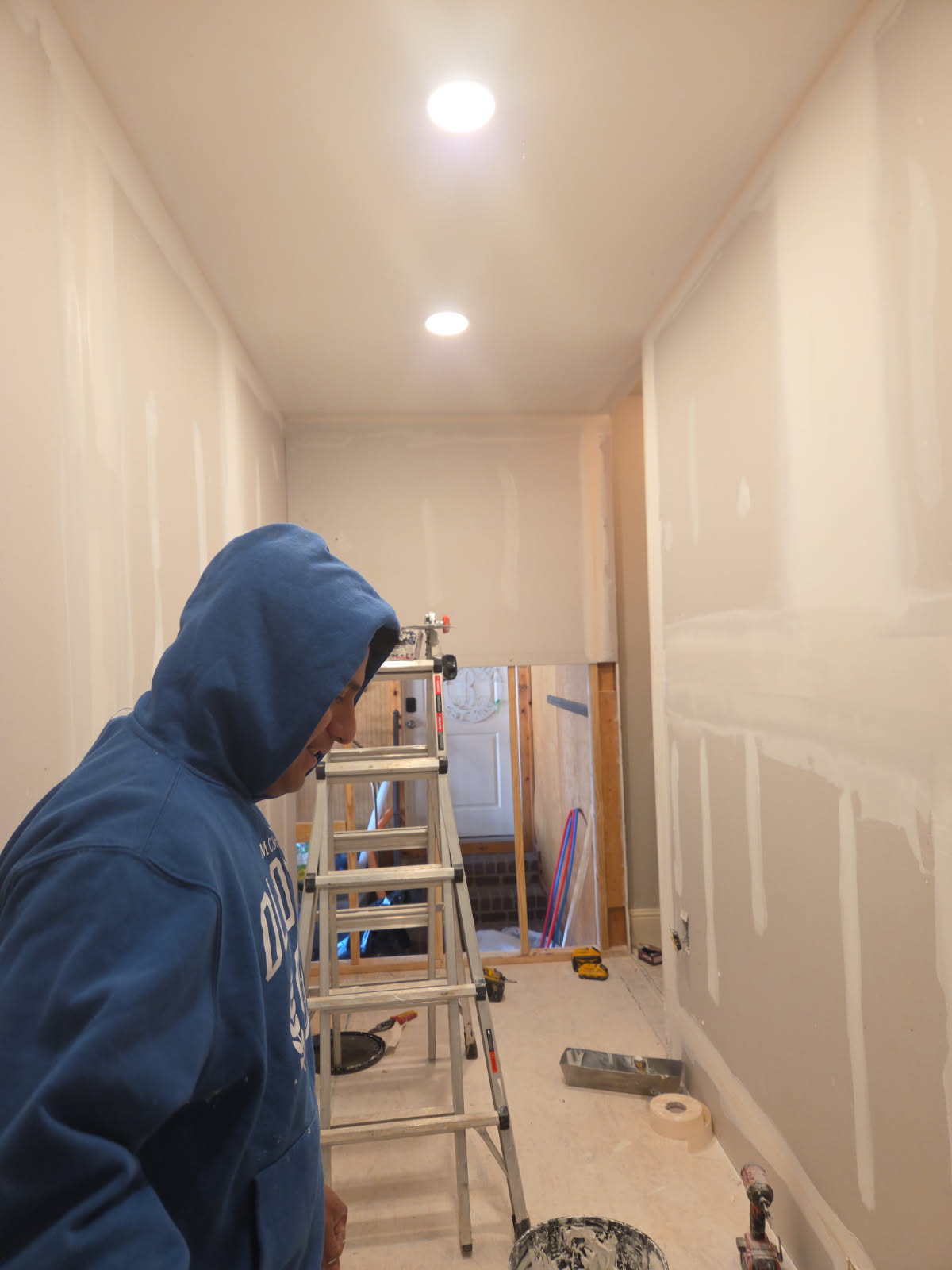 Professional on-site sheetrock finishing and drywall taping