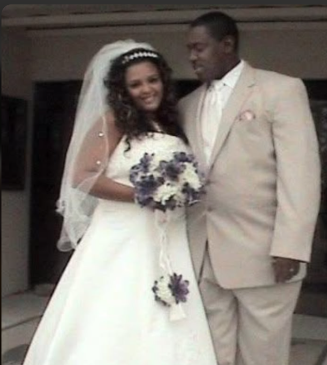 Elegant Tan & Lace Nuptials centerpiece decor by Vibrant Affairs LLC