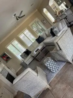 Regular Cleaning (Weekly / Bi-Weekly / Monthly) by Limpia con Emma