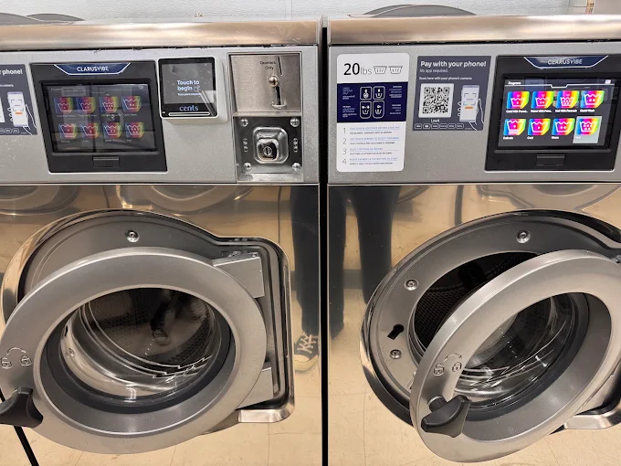 Very Good Laundry facility photo 3