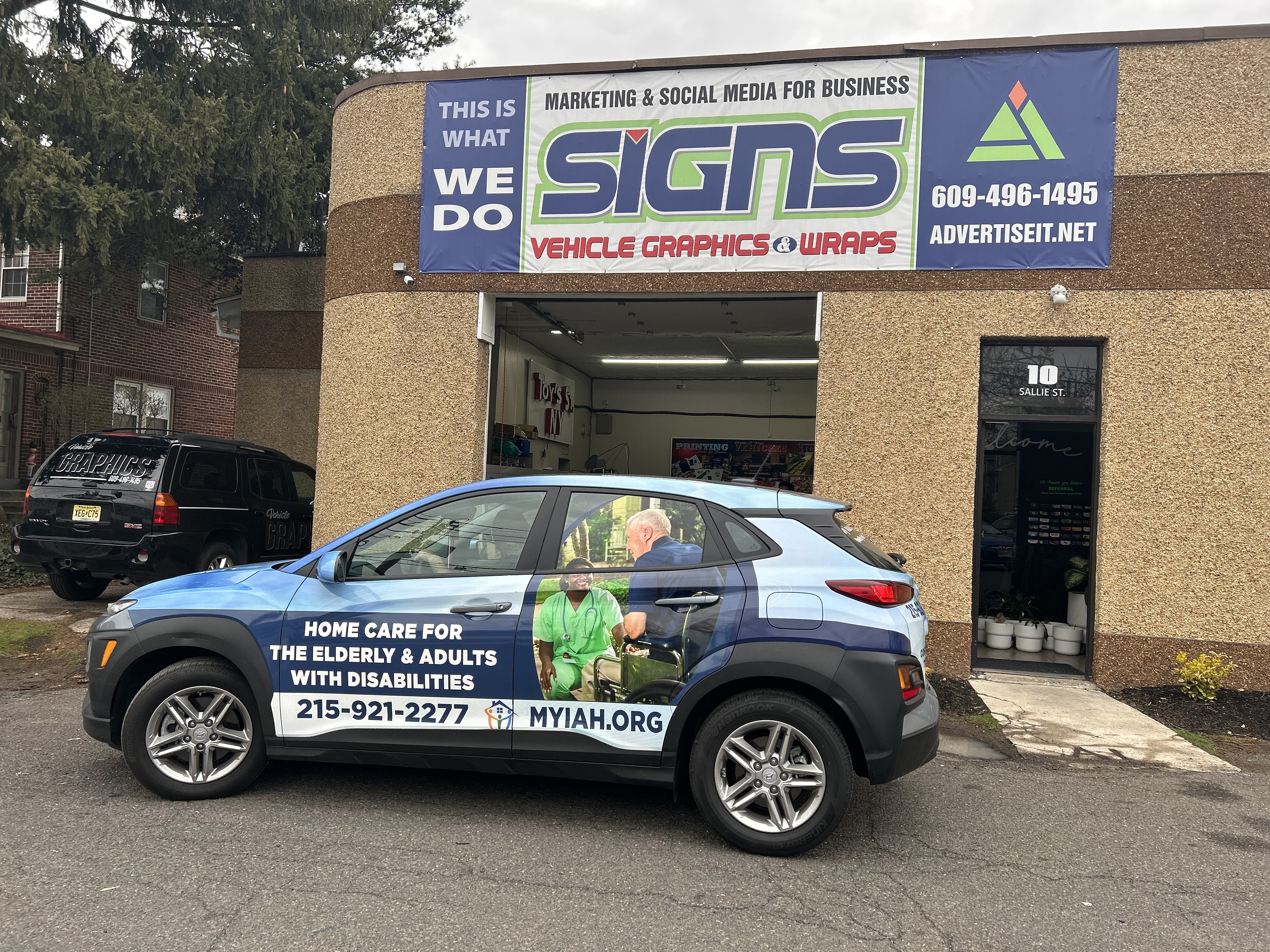 Hyundai Kona · Myiah Home Care Partial Wrap