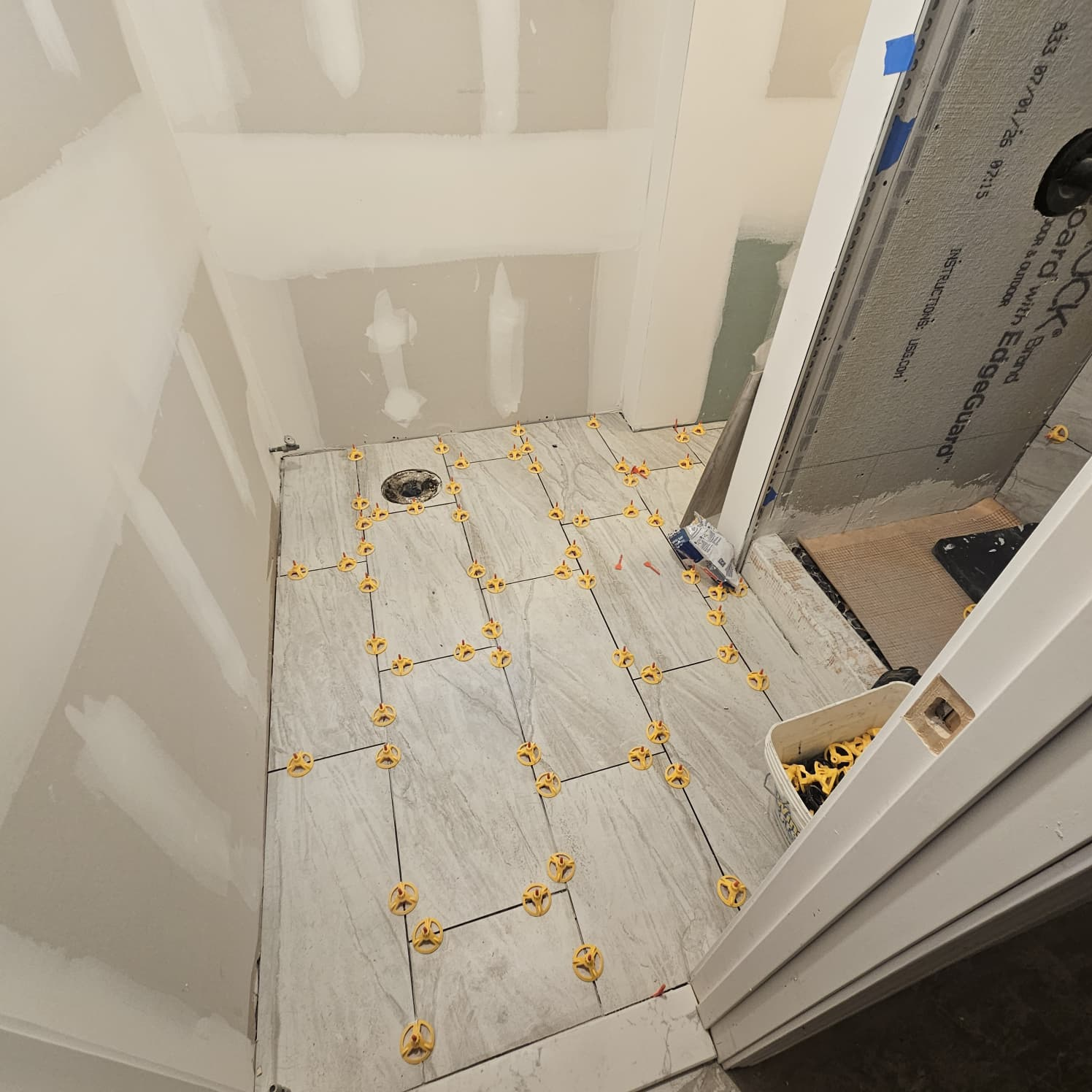 Porcelain Floor Tiling & Spin Leveling System