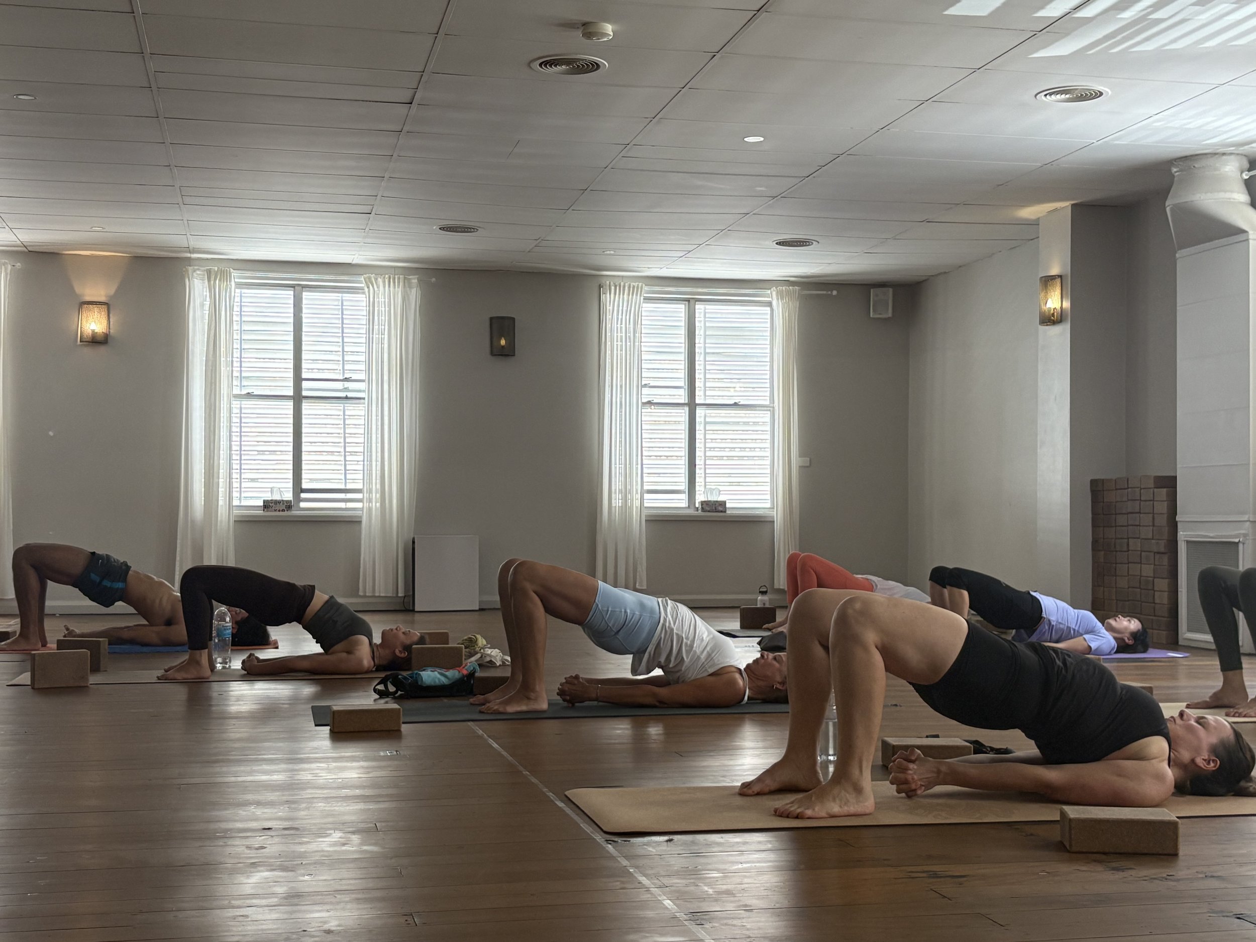 Luna Yoga Salcedo studio