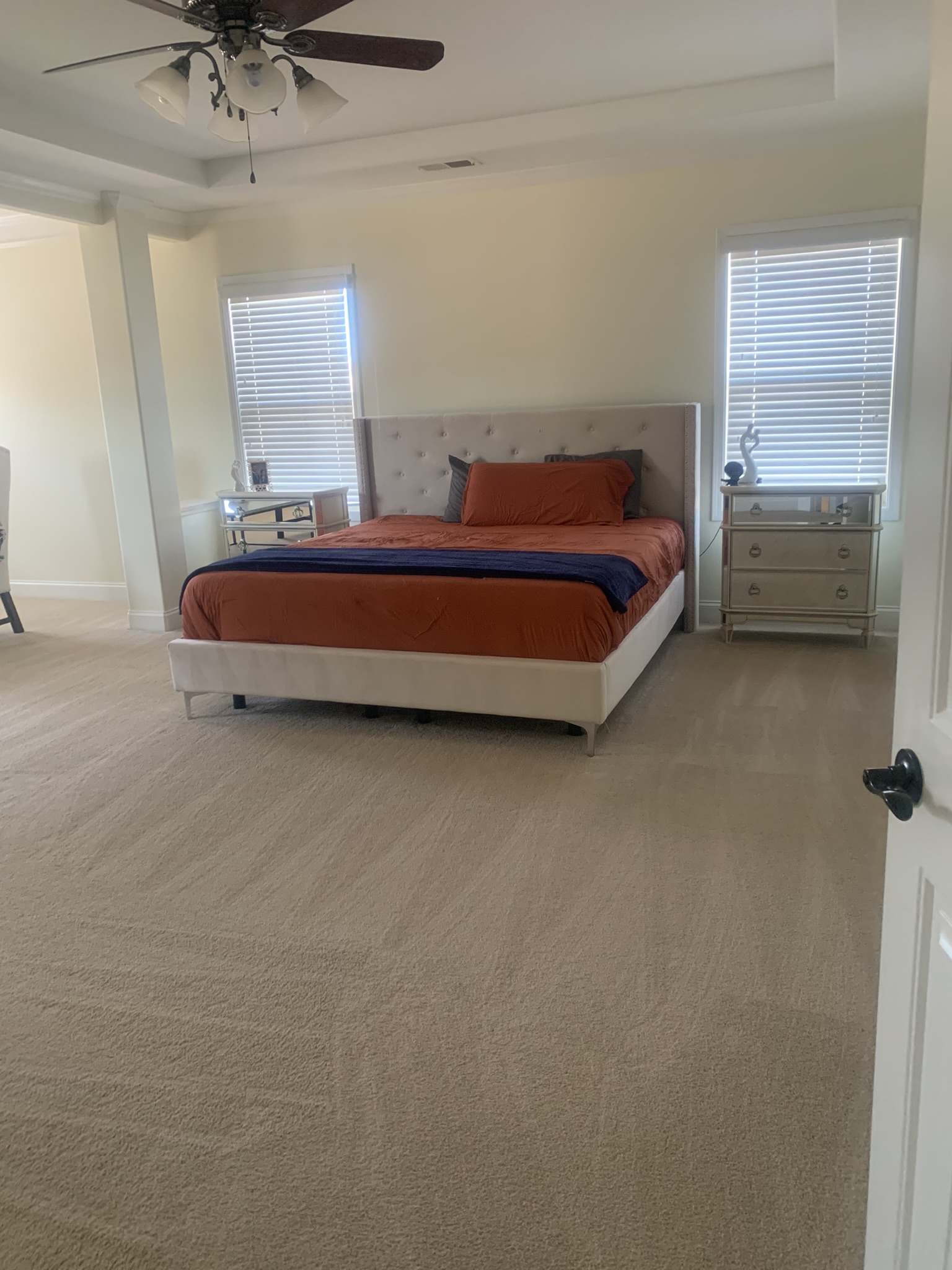 Master Suite Deep Carpet Vacuuming & Room Turnover