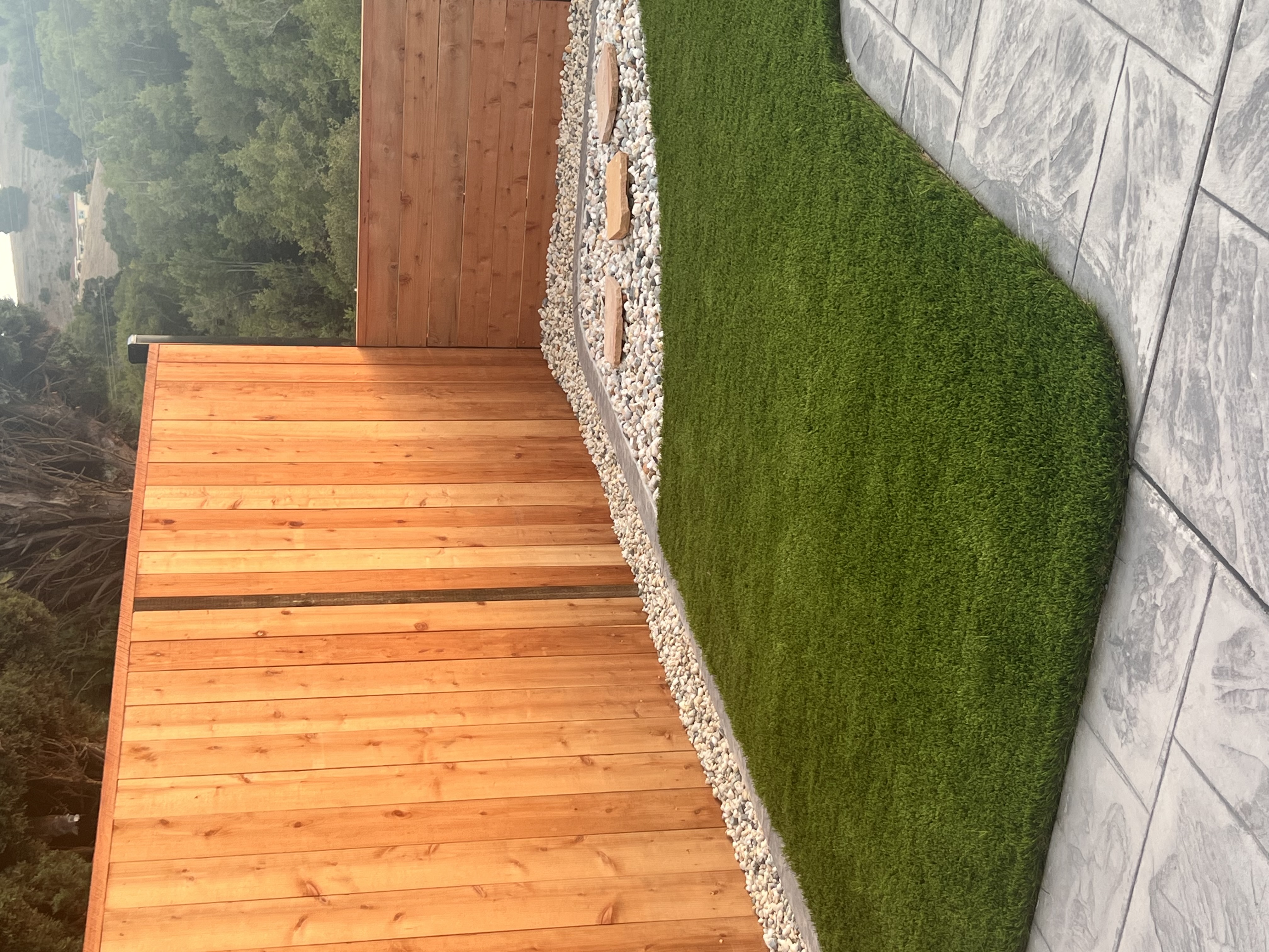 Horizontal Redwood Privacy Screen & Artificial Turf