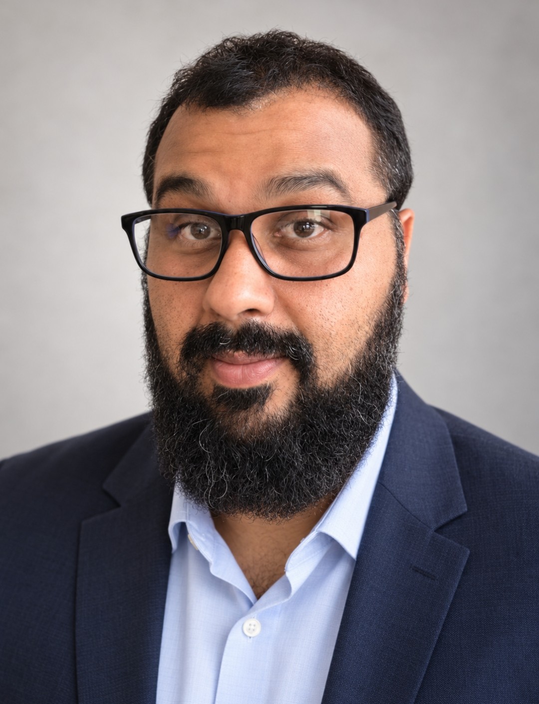 Dr. Mushaud Iqbal