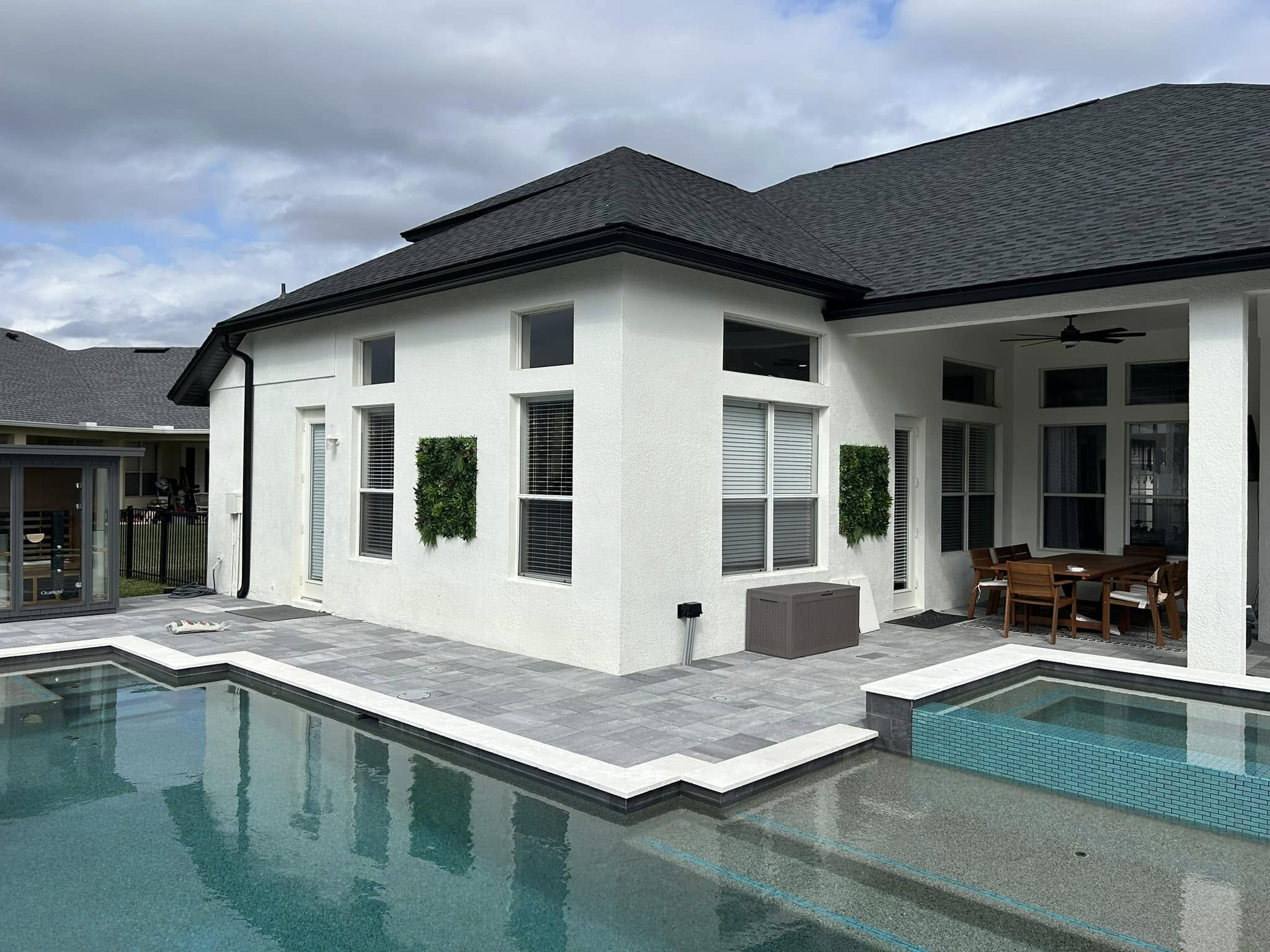 Seamless Gutter Installation
