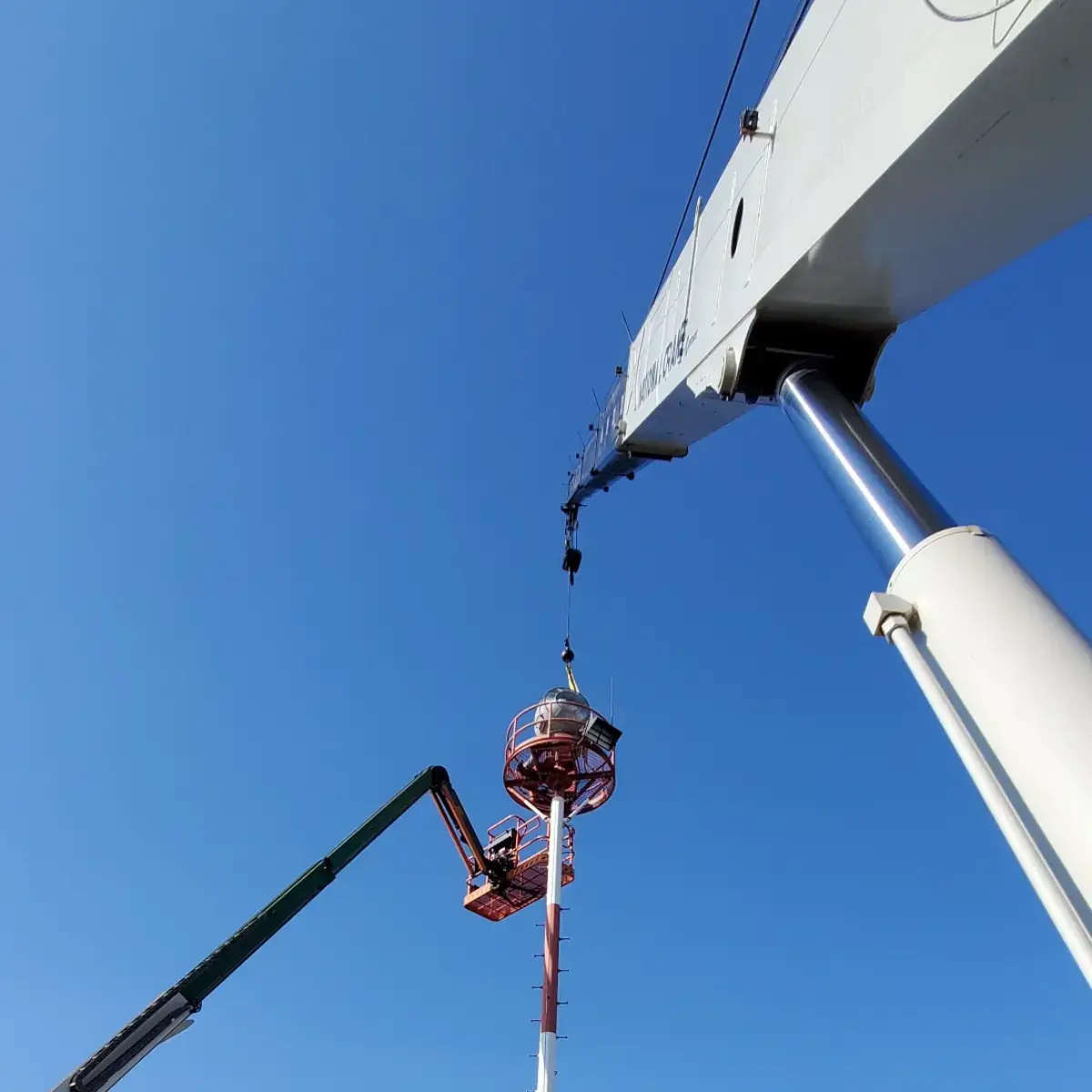 Sheds crane service