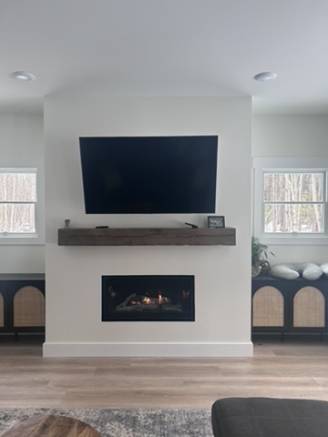 Living room fireplace bump-out and smooth painted finish