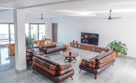 Ground-floor lounge with TV
