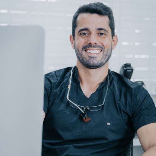 Dr. José Renato Brandão