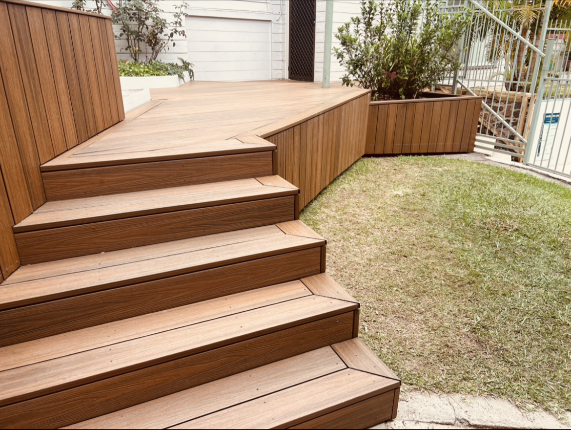 Multi-level timber decking and curved steps
