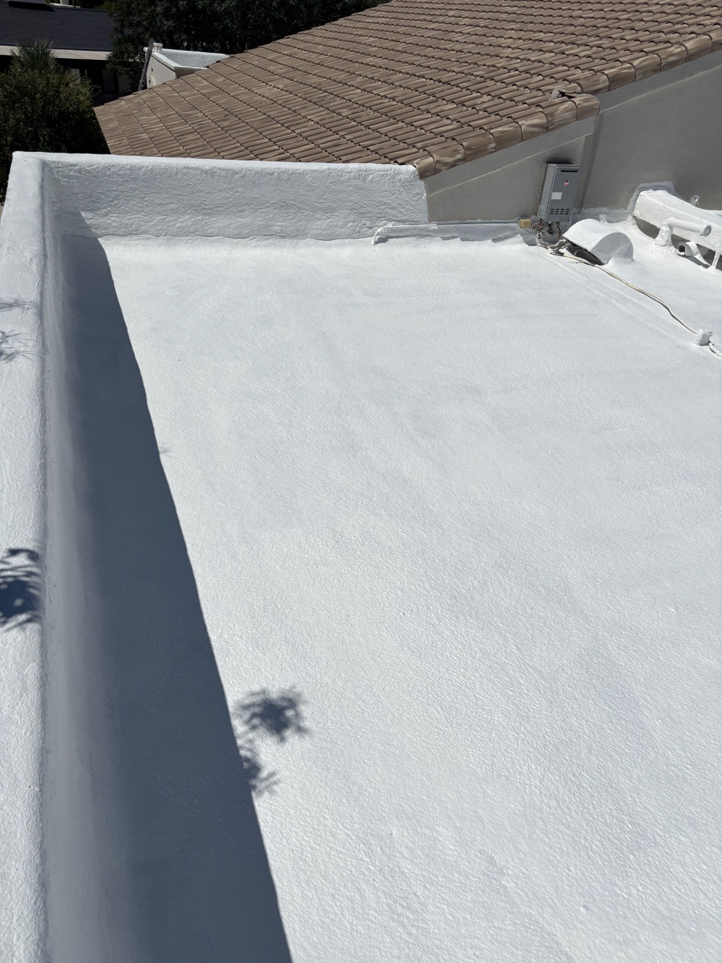 Parapet Wall & Flat Roof Maintenance Coating