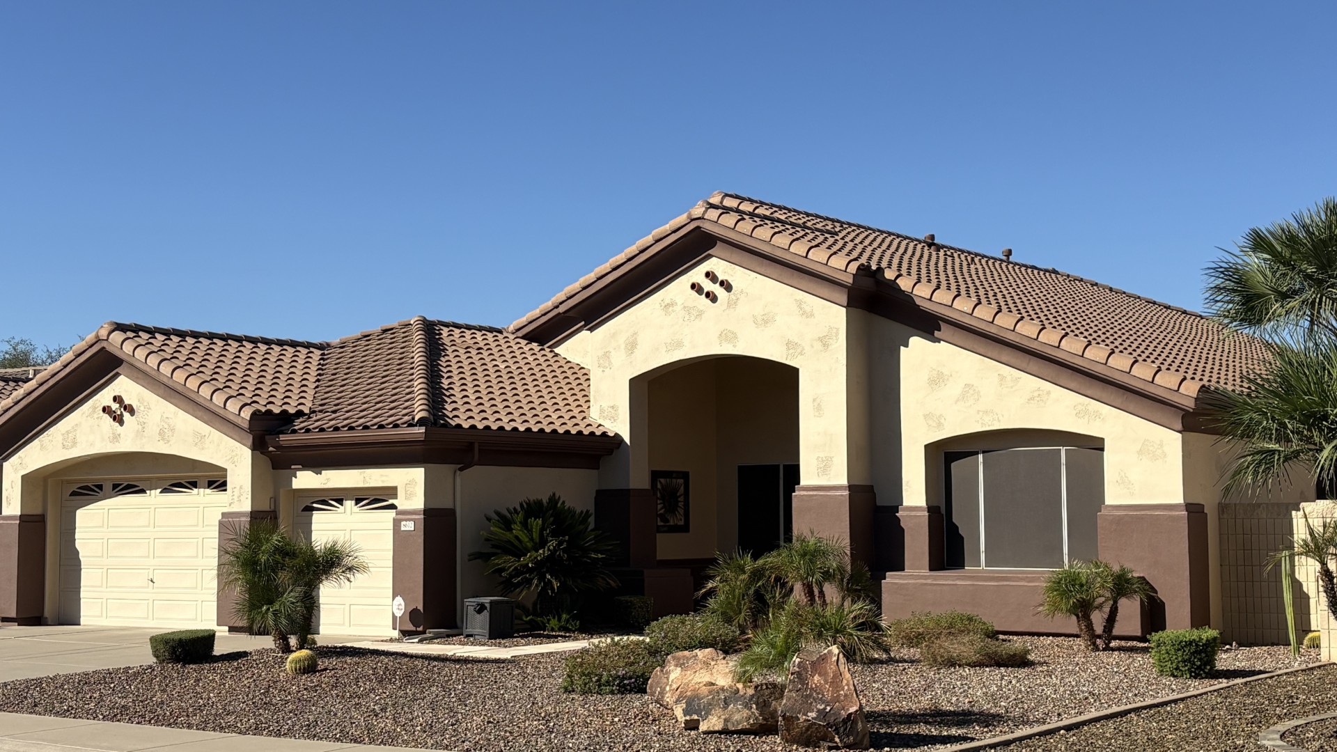 Desert Contemporary Home Concrete S-Tile Roof